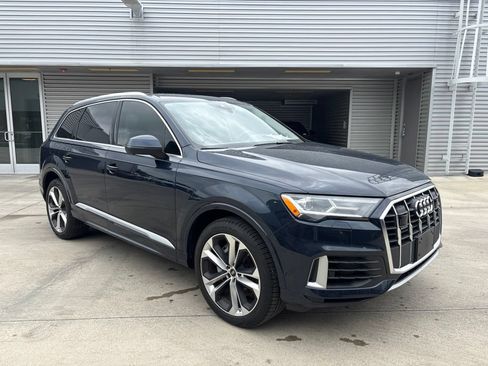 Used 2023 Audi Q7 3.0T Premium Plus AWD/4WD image 3