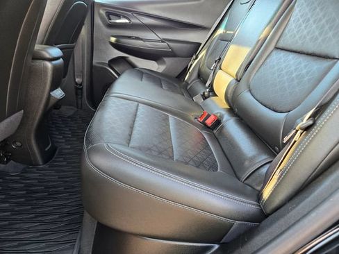 Used 2023 Chevrolet Bolt LT w/ Infotainment Package FWD image 11