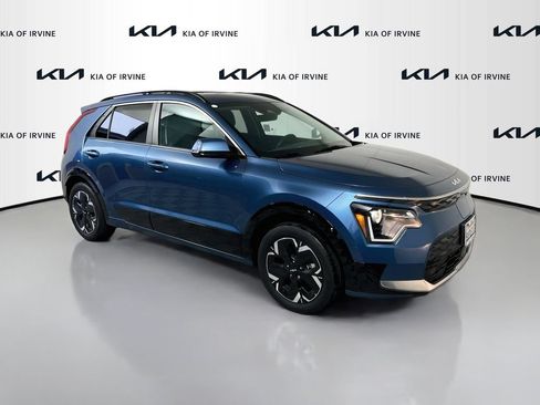 Used 2025 Kia Niro Wind FWD image 12