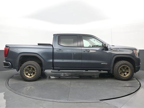 Used 2020 GMC Sierra 1500 AT4 w/ Off-Road Performance Package image 2