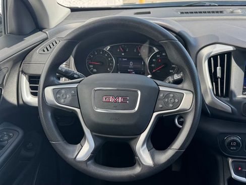 Used 2022 GMC Terrain SLE w/ Driver Convenience Package image 13