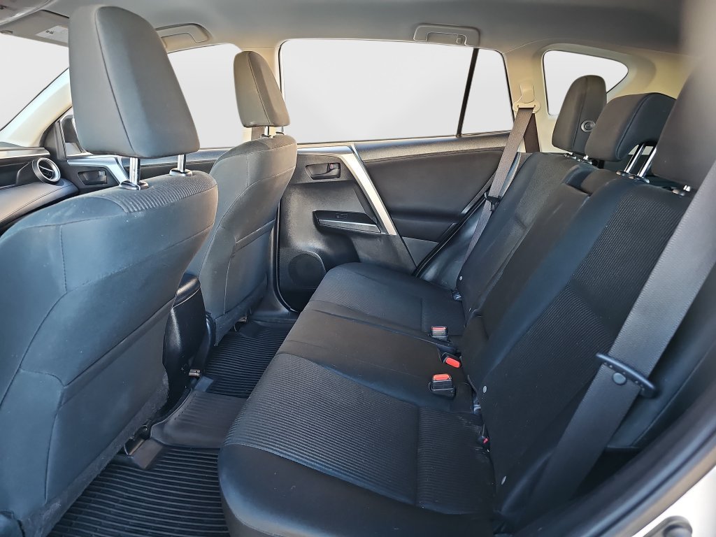 Used 2017 Toyota RAV4 LE w/ Carpet Mat Package AWD/4WD image 19