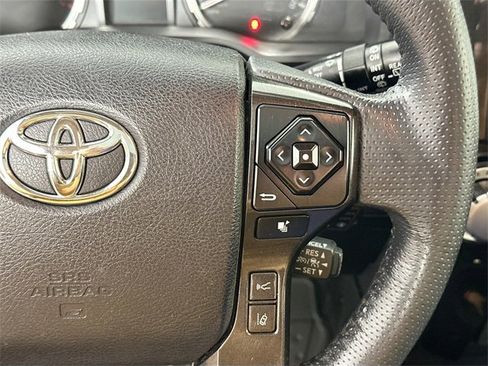 Used 2020 Toyota 4Runner TRD Off-Road Premium image 22