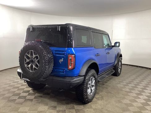 New 2025 Ford Bronco Badlands image 2