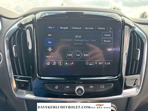 Used 2023 Chevrolet Traverse RS FWD image 13