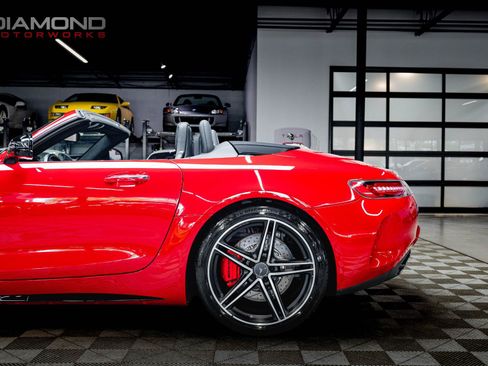 Used 2018 Mercedes-Benz AMG GT C image 16
