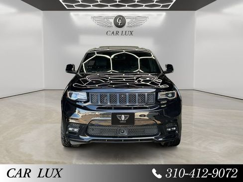 Used 2020 Jeep Grand Cherokee SRT w/ Trailer Tow Group IV AWD/4WD image 8