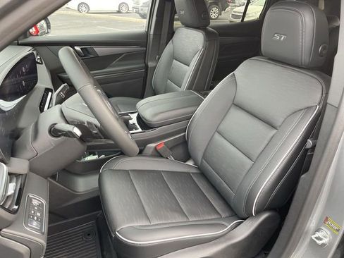 New 2026 Buick Enclave Sport Touring w/ Power Package image 11