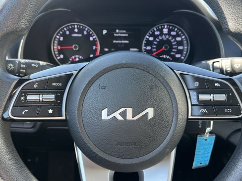Certified 2023 Kia Forte LX image 23