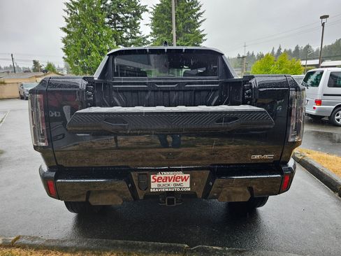 New 2024 GMC Hummer EV 2X image 13