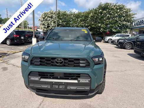 Used 2025 Toyota 4Runner TRD Off-Road Premium AWD/4WD image 7