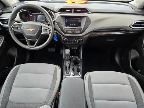 Used 2021 Chevrolet TrailBlazer LS image 9