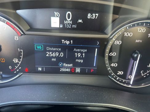 Certified 2025 Cadillac XT6 Premium Luxury image 21