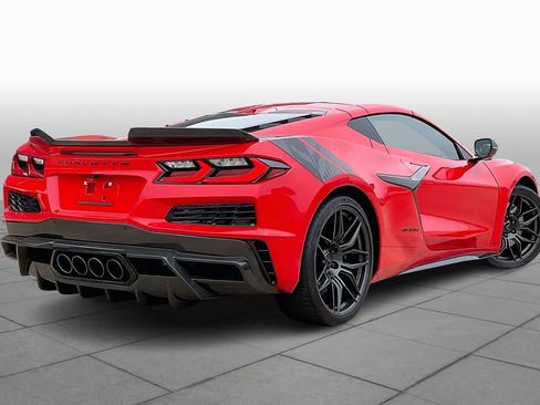 Used 2024 Chevrolet Corvette Z06 w/ Stealth Interior Trim Package image 13