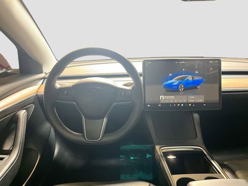 Used 2023 Tesla Model 3 Standard Range RWD image 21