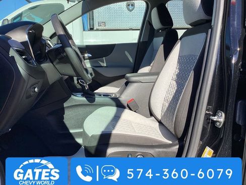 Used 2024 Chevrolet Equinox LS w/ LS Convenience Package image 11
