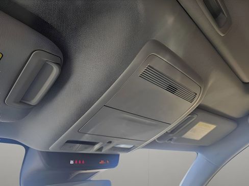 Used 2025 MAZDA CX-30 AWD 2.5 S w/ Preferred Package image 19