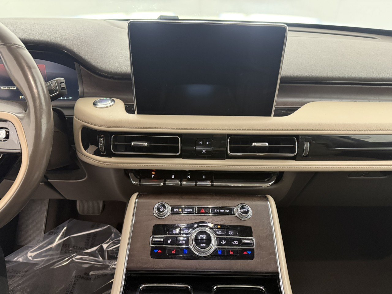 Used 2021 Lincoln Aviator Reserve w/ Equipment Group 202A AWD/4WD image 20