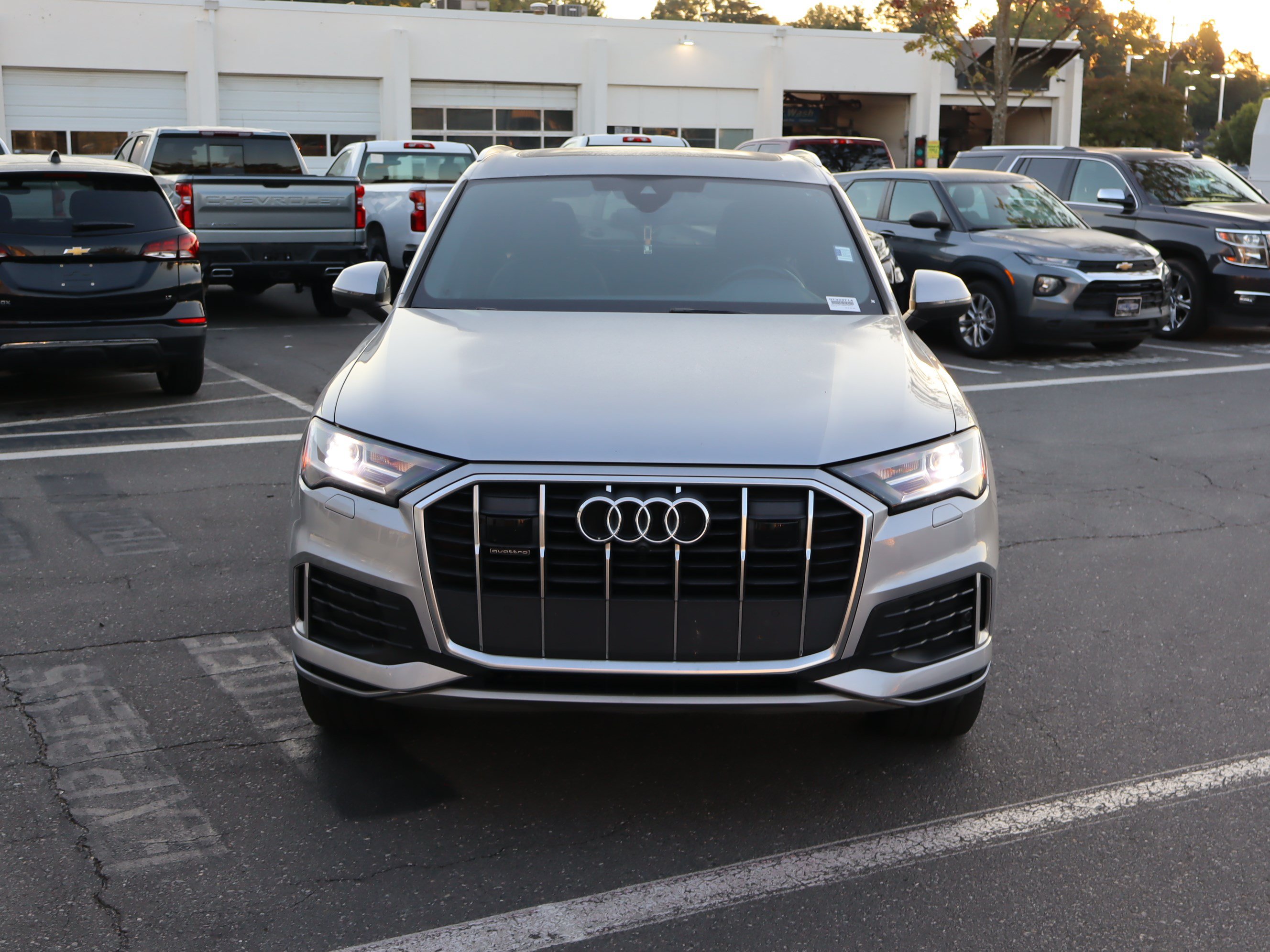 Used 2021 Audi Q7 2.0T Premium Plus w/ Executive Package AWD/4WD image 3