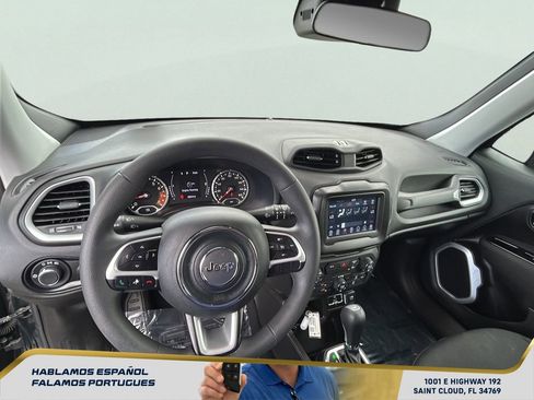 Used 2021 Jeep Renegade Sport FWD image 15