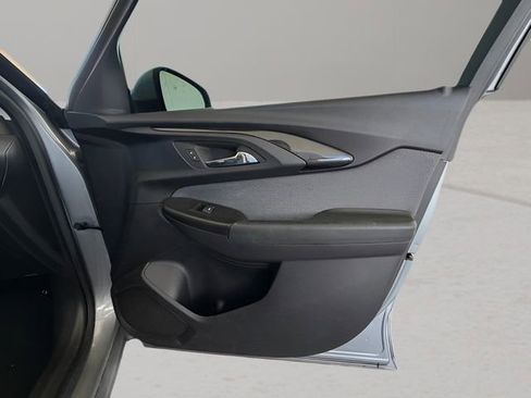 Used 2023 Chevrolet TrailBlazer LT image 30