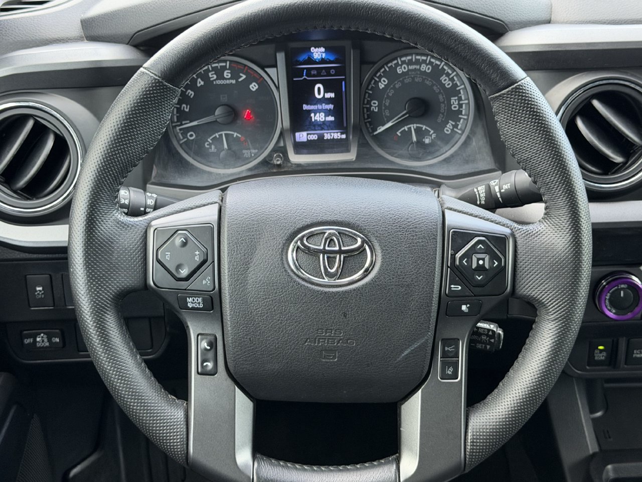 Used 2021 Toyota Tacoma TRD Off-Road w/ Technology Package AWD/4WD image 12