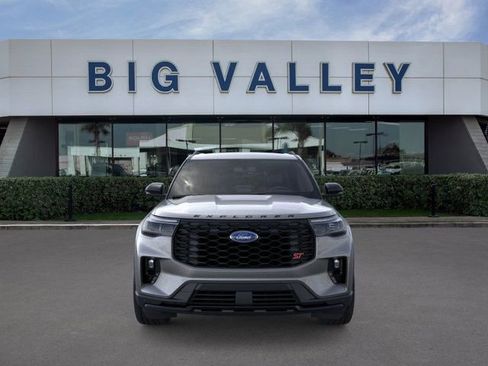 New 2026 Ford Explorer ST w/ Sun And Sound Package image 6