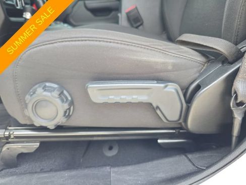 Used 2023 Jeep Gladiator Sport AWD/4WD image 15