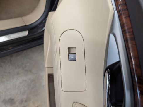 Used 2013 Buick LaCrosse Leather AWD/4WD image 31