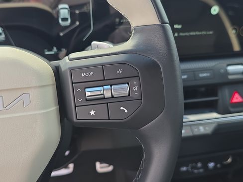 New 2025 Kia K4 GT-Line Turbo image 32