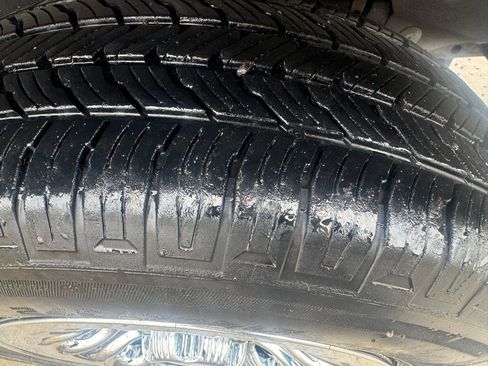 Used 2013 Chevrolet Express 1500 image 7