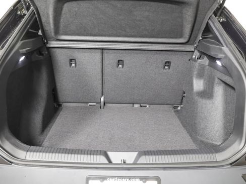 Used 2023 Volkswagen ID.4 2WD image 37