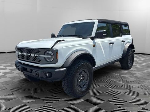 Used 2025 Ford Bronco Badlands AWD/4WD image 1