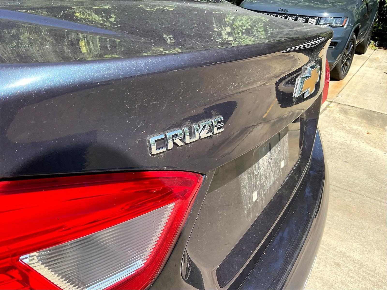 Used 2016 Chevrolet Cruze LT FWD image 25