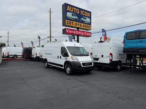 Used 2022 RAM ProMaster 3500 FWD image 1