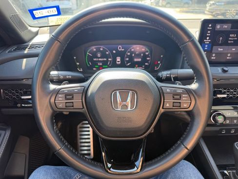 Used 2023 Honda Accord Sport image 11