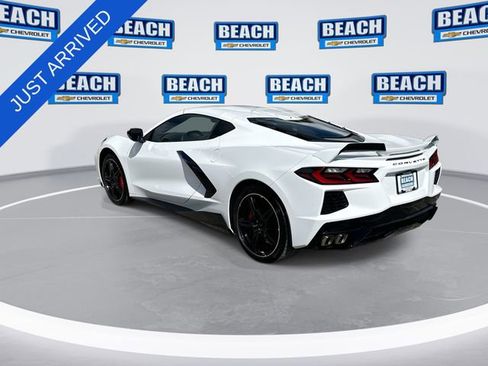 Used 2021 Chevrolet Corvette Stingray Preferred Cpe w/ Z51 Performance Package RWD image 6