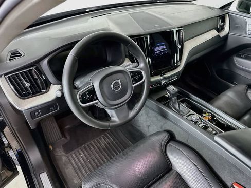 Used 2021 Volvo XC60 T5 Inscription w/ Protection Package Premier FWD image 2