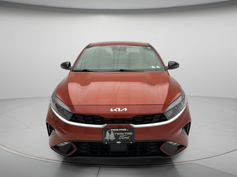 Used 2023 Kia Forte GT-Line w/ GT-Line Premium Package FWD image 2