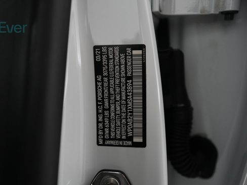 Used 2021 Porsche Taycan 4S image 30