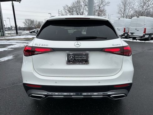 Certified 2025 Mercedes-Benz GLC 300 4MATIC image 6