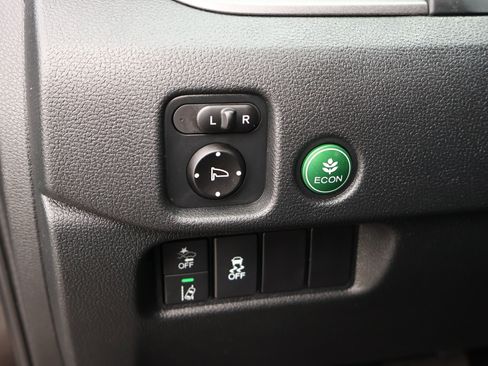Used 2021 Honda Passport Sport image 11