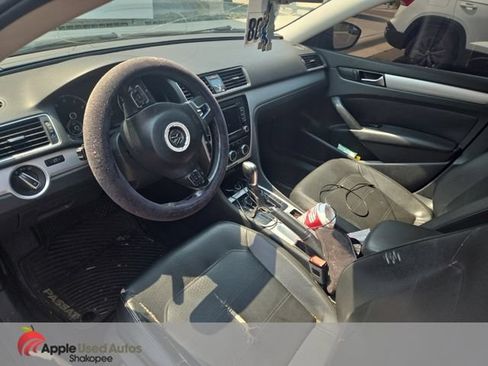 Used 2012 Volkswagen Passat 2.5 SE FWD image 5