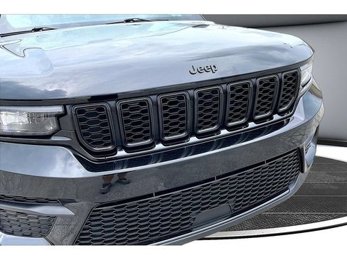 Certified 2023 Jeep Grand Cherokee Altitude AWD/4WD image 53