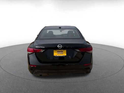 Used 2025 Nissan Sentra SV FWD image 10