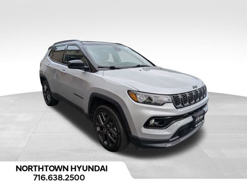 Used 2026 Jeep Compass Limited AWD/4WD image 11