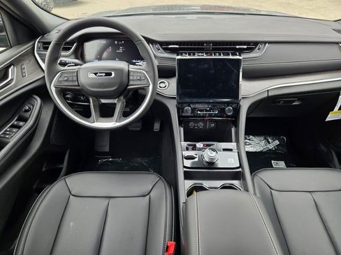 New 2025 Jeep Grand Cherokee L Limited image 21
