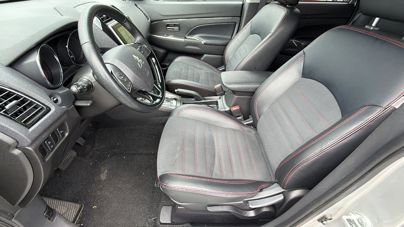 Used 2024 Mitsubishi Outlander Sport AWD image 16