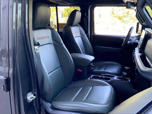 Certified 2024 Jeep Gladiator Mojave AWD/4WD image 7