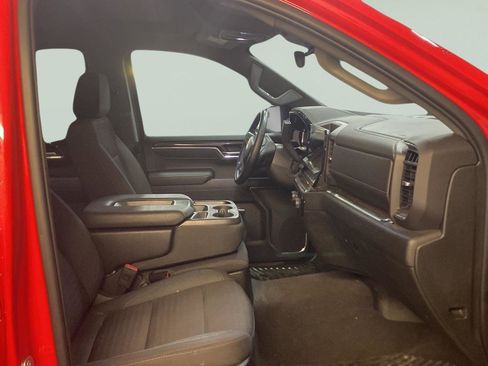 Used 2023 Chevrolet Silverado 1500 LT AWD/4WD image 11